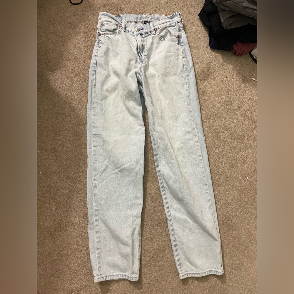 American Eagle Outfitters Highest rise baggy straight crossover jeans light wash